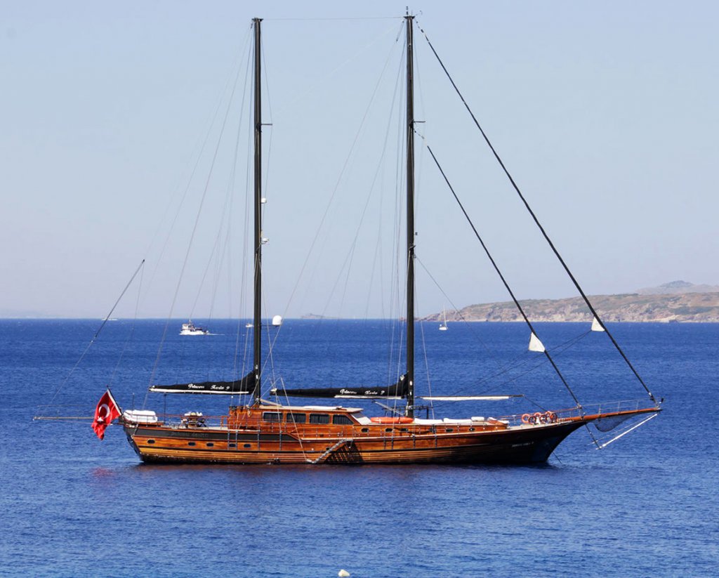 luxurious-charter-yacht-turkey